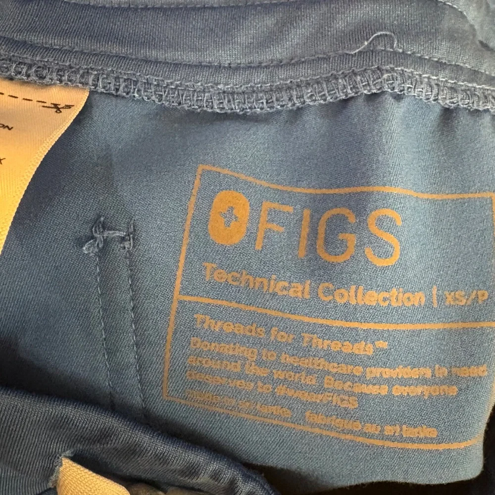 FIGS - Picture 3 of 6